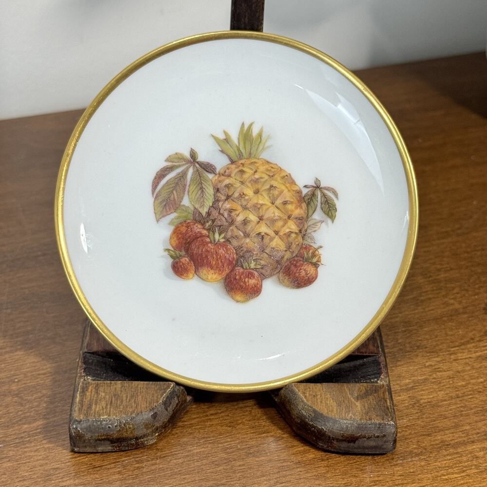 Vintage AK Kaiser Porcelain Collector Plate Fruit Pineapple Strawberries Gold